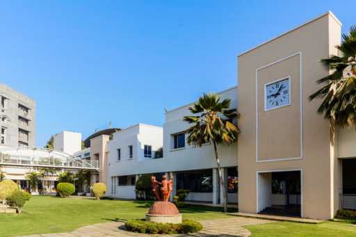 MERCEDES BENZ INTERNATIONAL SCHOOL